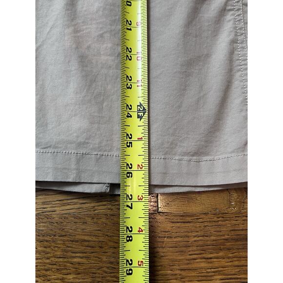 Orvis Khaki Woman’s Vest Size 14 Fly fishing, Hiking, Pockets - Picture 7 of 8